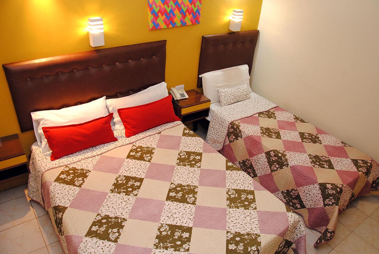 Hotel Inti Huasi Сан-Фернандо-дель-Валье-де-Катамарка Экстерьер фото