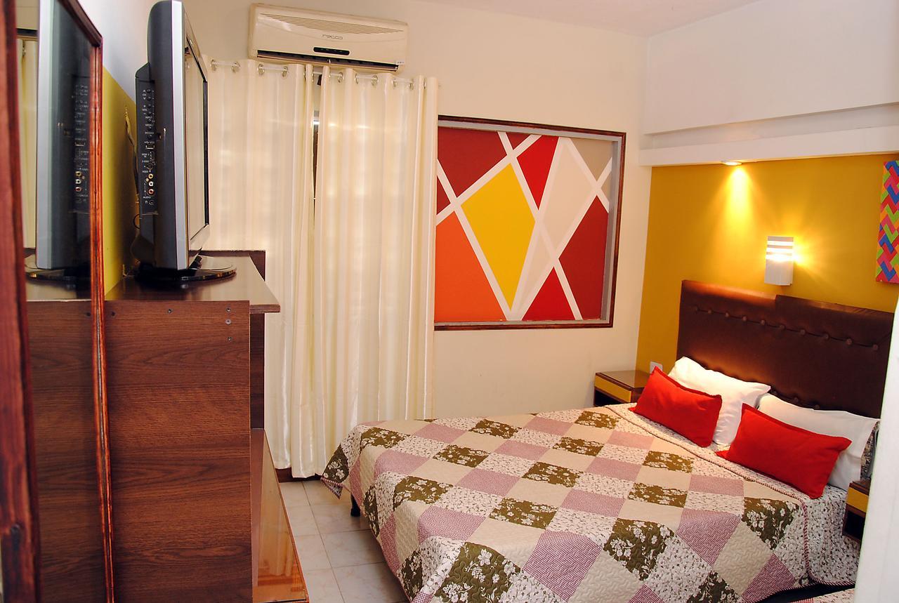 Hotel Inti Huasi Сан-Фернандо-дель-Валье-де-Катамарка Экстерьер фото
