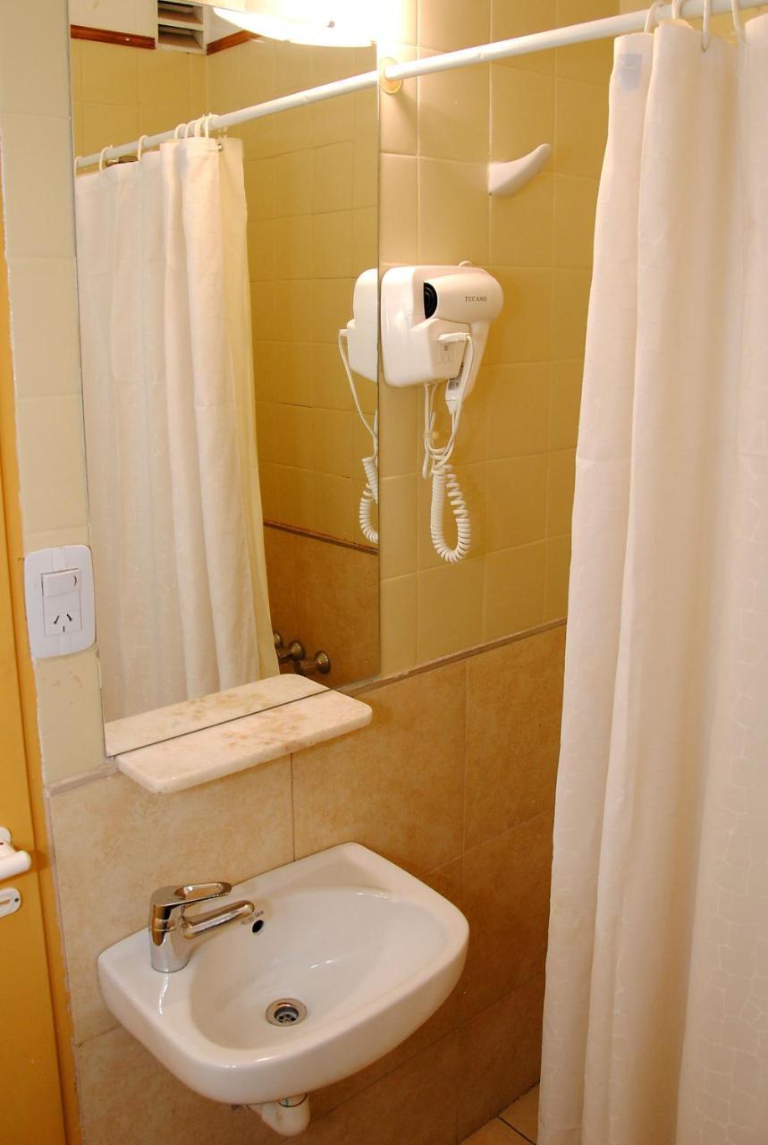 Hotel Inti Huasi Сан-Фернандо-дель-Валье-де-Катамарка Экстерьер фото